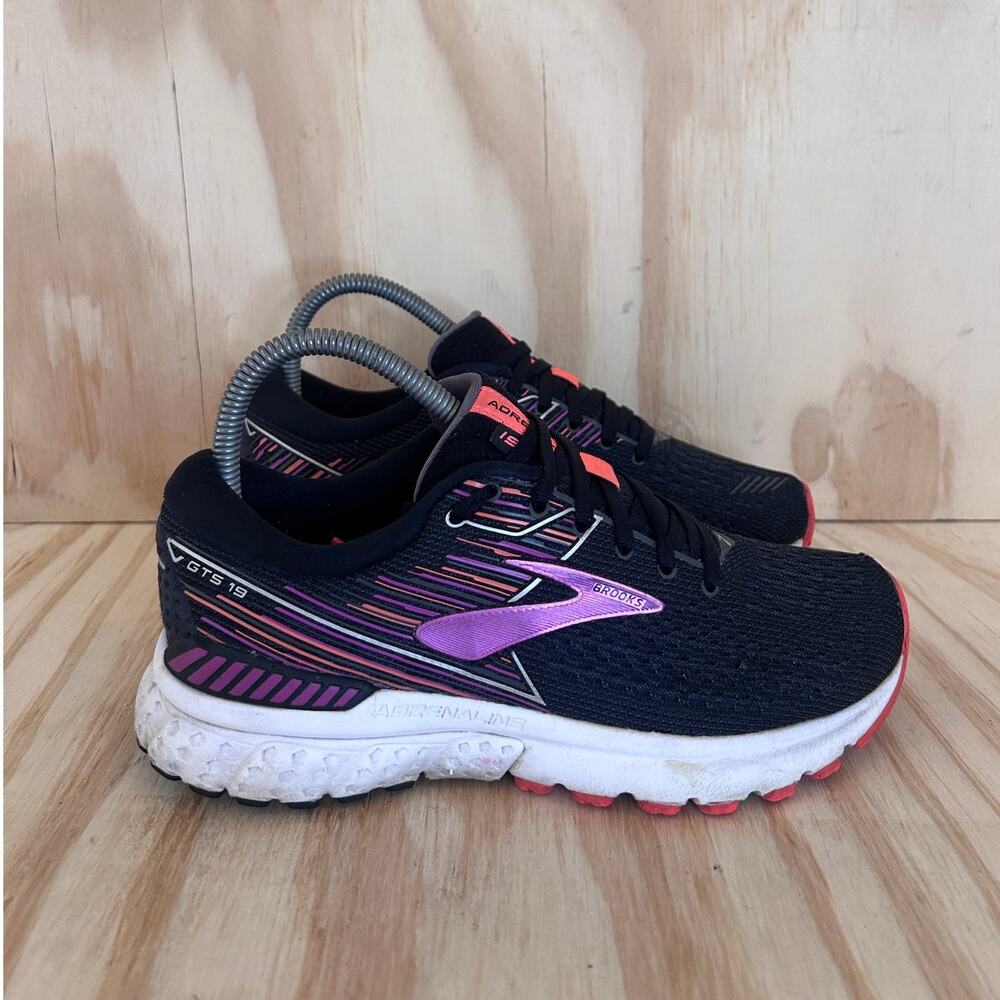 Brooks - Adrenaline GTS 19 - Running Shoes -Black -Women's - 7(2A) - 1202842B080